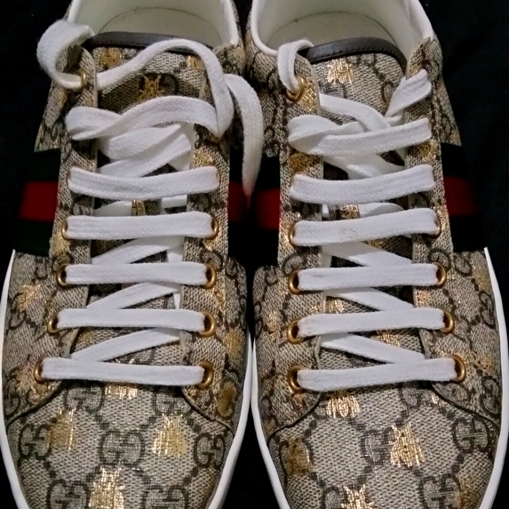 Gucci women's ace GG supreme gold bees sneakers